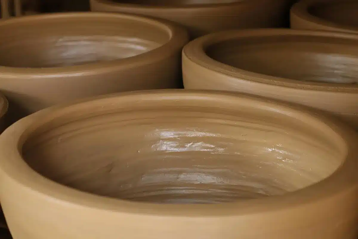 slow-cooker-stoneware-insert-cleaning